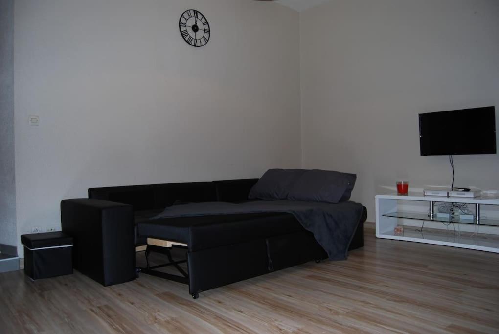 Appartement Avec Terrasse Centre De La Bastide Каркасон Екстериор снимка