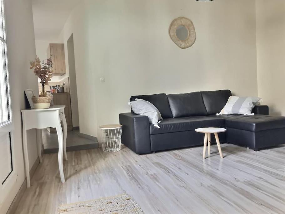 Appartement Avec Terrasse Centre De La Bastide Каркасон Екстериор снимка